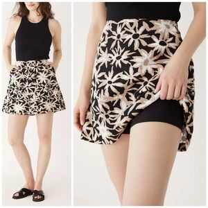 Frank & Oak Floral Neutral Linen Blend The Printed Mini Skirt Skort